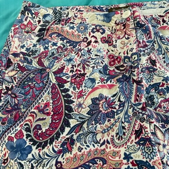 Tommy Bahama Pink and Blue print shorts - Picture 2 of 4